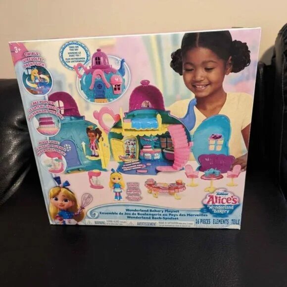 Disney Junior Alice’s Wonderland Bakery Playset new in box - Picture 2 of 4